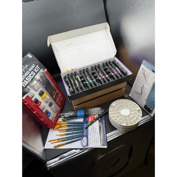 Large Lot of Higher End Art Supplies – Brushes, Markers, and More